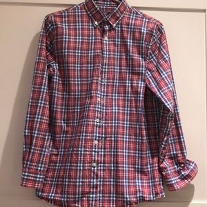 Vineyard Vines button down- cotton
